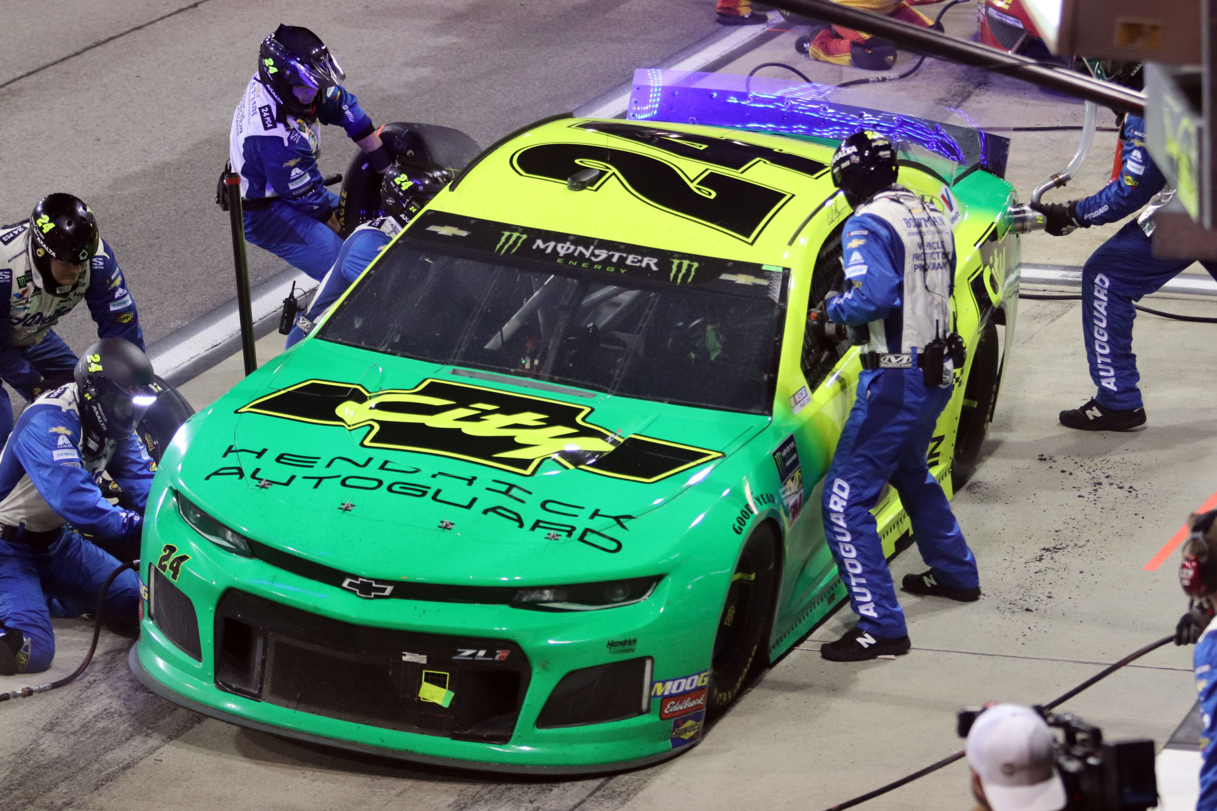 Southern 500 (15).JPG